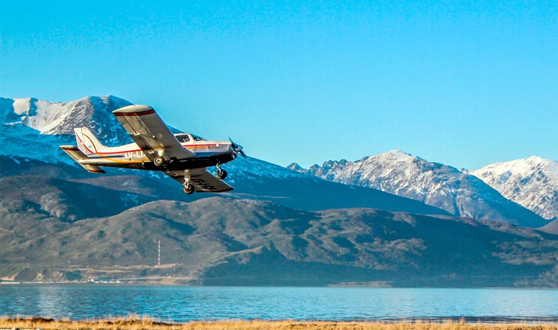 Ushuaia aos seus Pés: Sobrevoo Turístico com Parada em Tolhuin